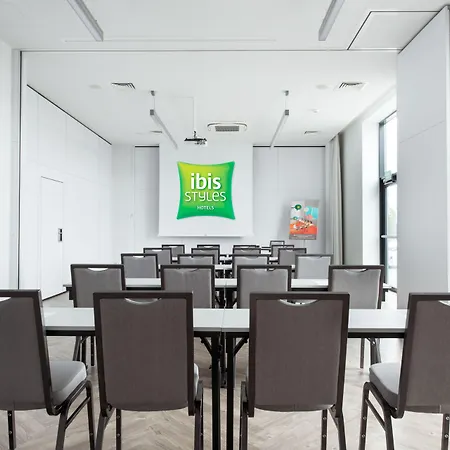 Ibis Styles 3*