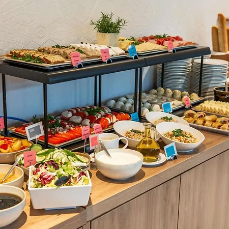 Ibis Styles 酒店 谢德尔采