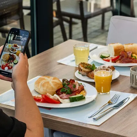 Ibis Styles 3* 谢德尔采